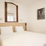 Hotel Darcet