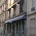 Darcet Hotel