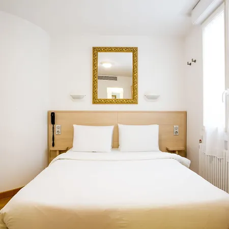 Hotel Darcet Paris