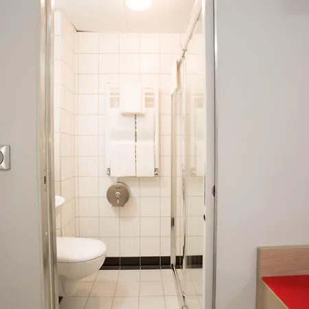 Darcet Hotel 2*