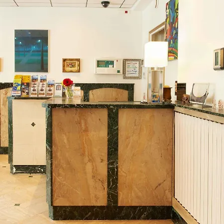Hotel Darcet Paris