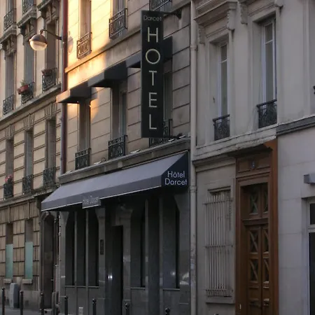 Darcet Hotel