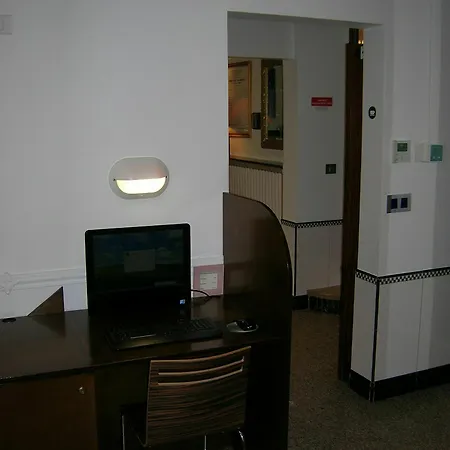 Hotel Darcet Paris