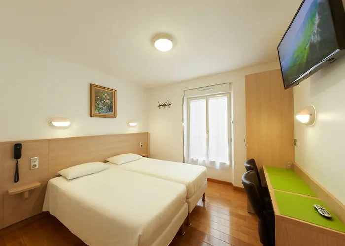 Hotel Darcet 2*