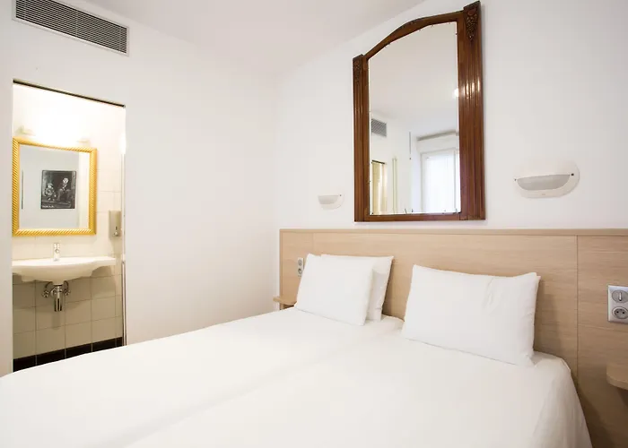 ホテル ホテル　ダルセ パリ