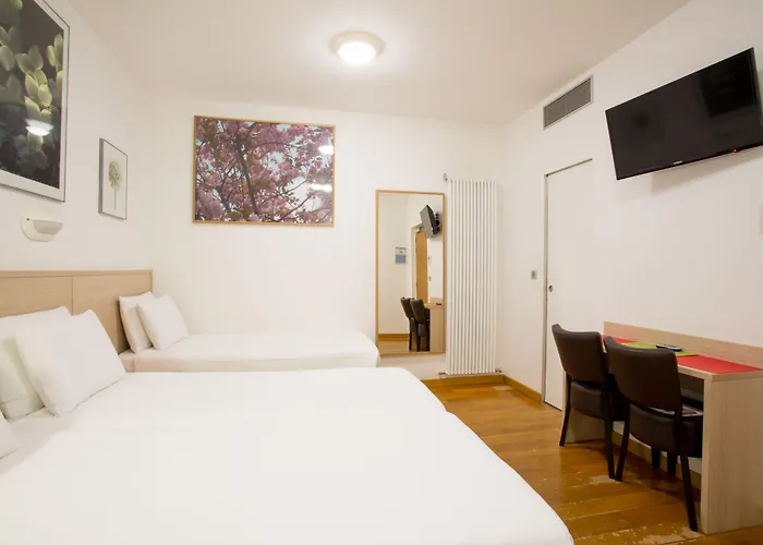 ホテル ホテル　ダルセ 2*