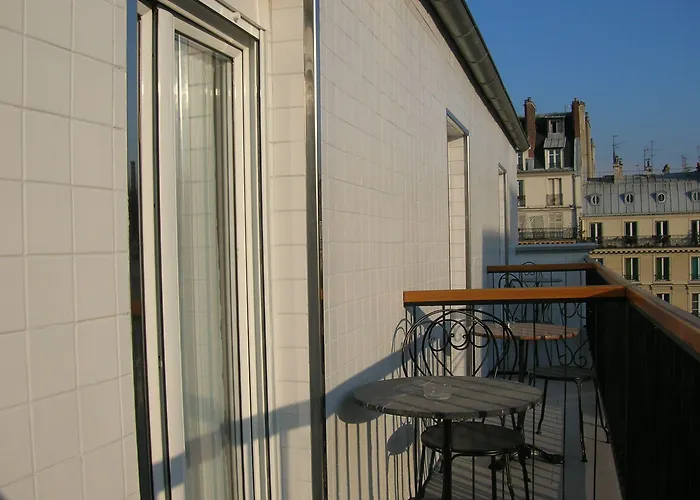 Darcet Hotel