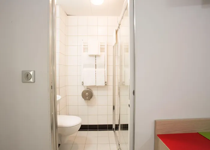 Darcet Hotel 2*