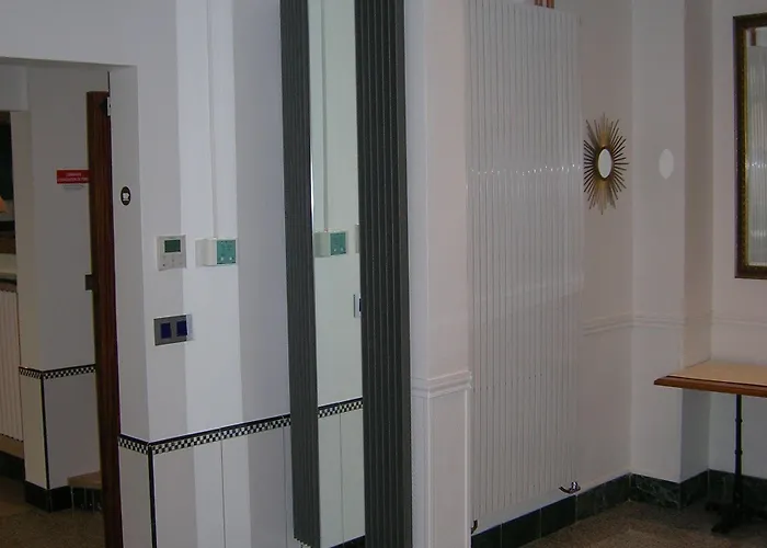 ホテル ホテル　ダルセ 2*