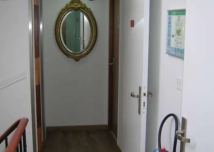 ホテル　ダルセ 2* パリ