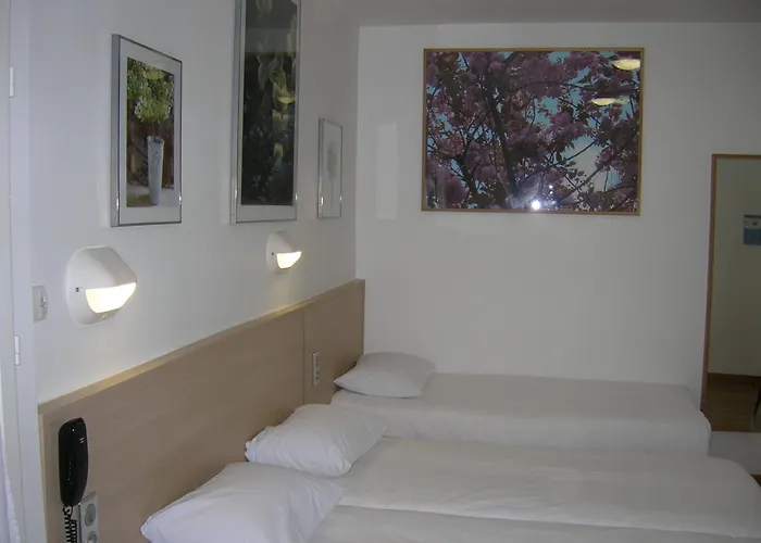 ホテル　ダルセ 2*